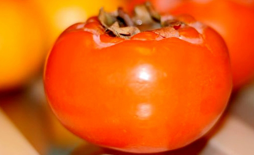 عشرة مواد غذائية تفيد تخفيف الوزن وتخفيض الحرارة فى الخريف